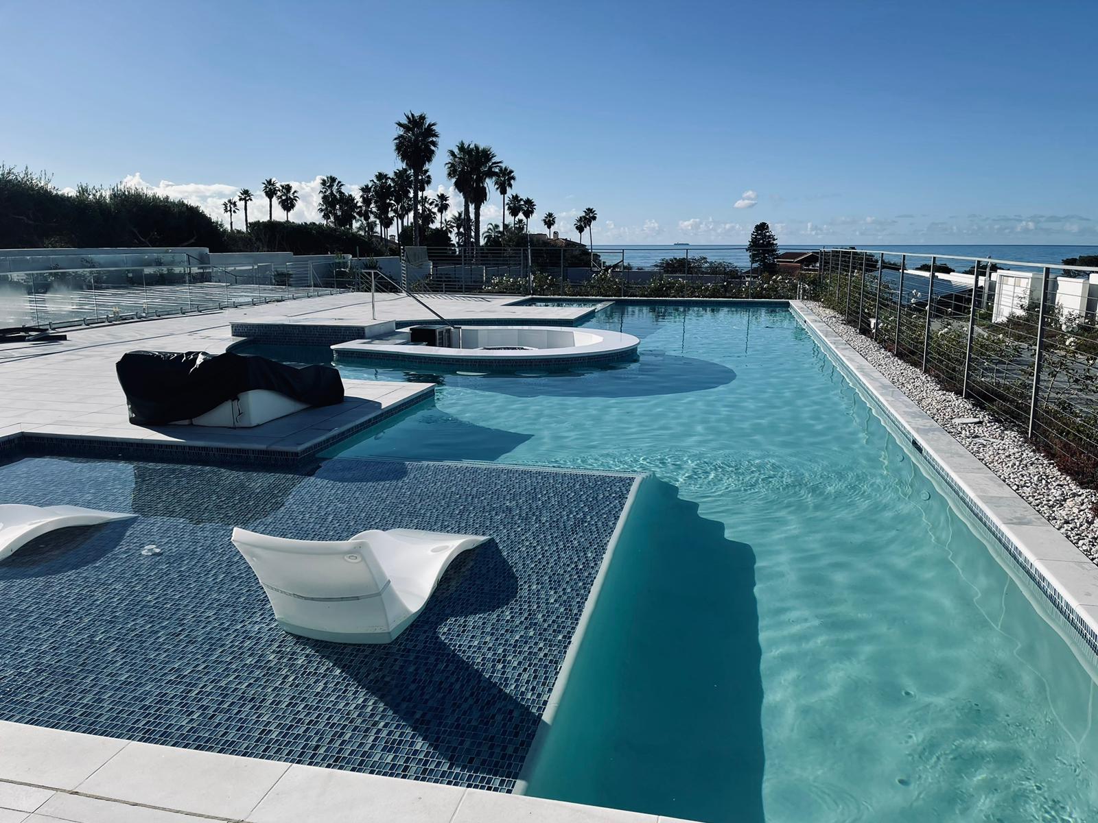 Beachfront Pools & Design — Pool Builder in Los Angeles